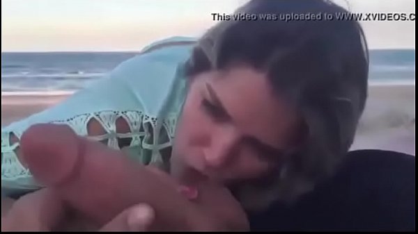 Mostra jkiknld Blowjob on the deserted beach tubo totale